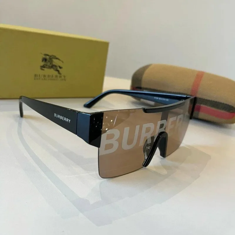 Burberry Sunglasses Black/Brown - Luxury Eyewear