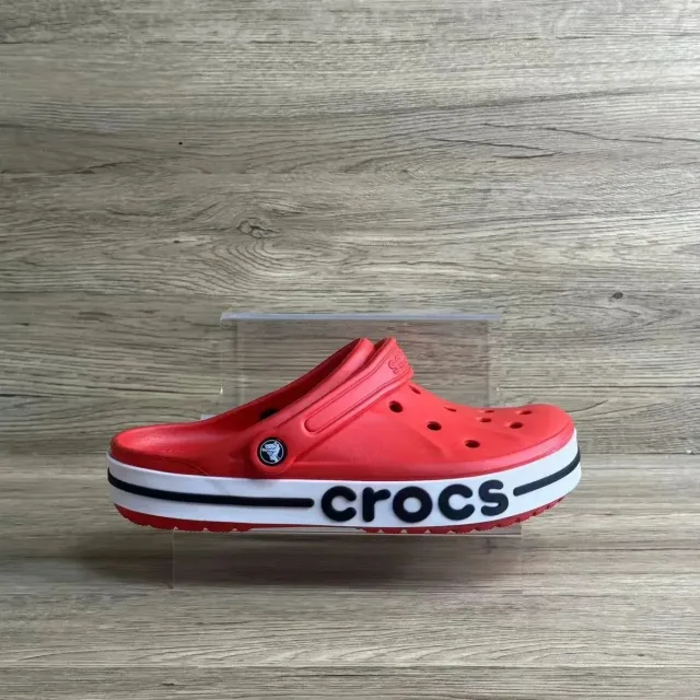 Crocs Classic Clog Vibrant Red Clog
