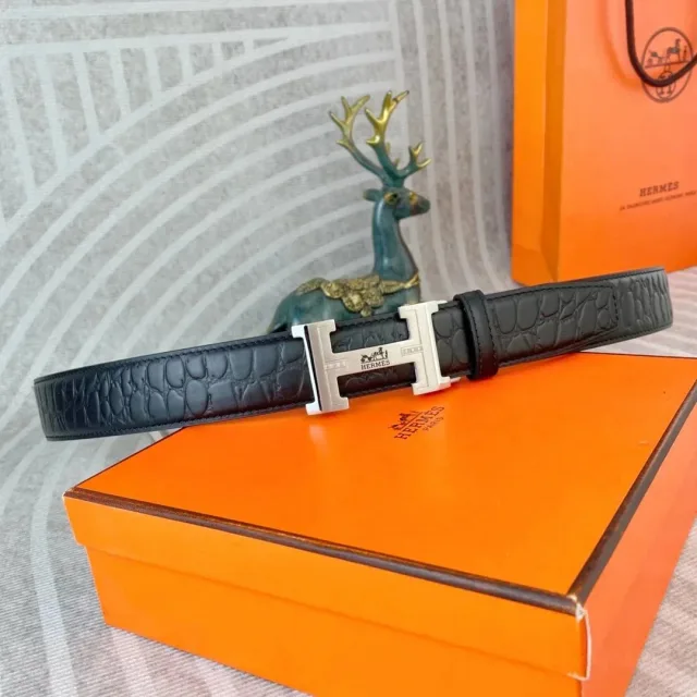 Hermès Hermès H Black Crocodile-Embossed Belt